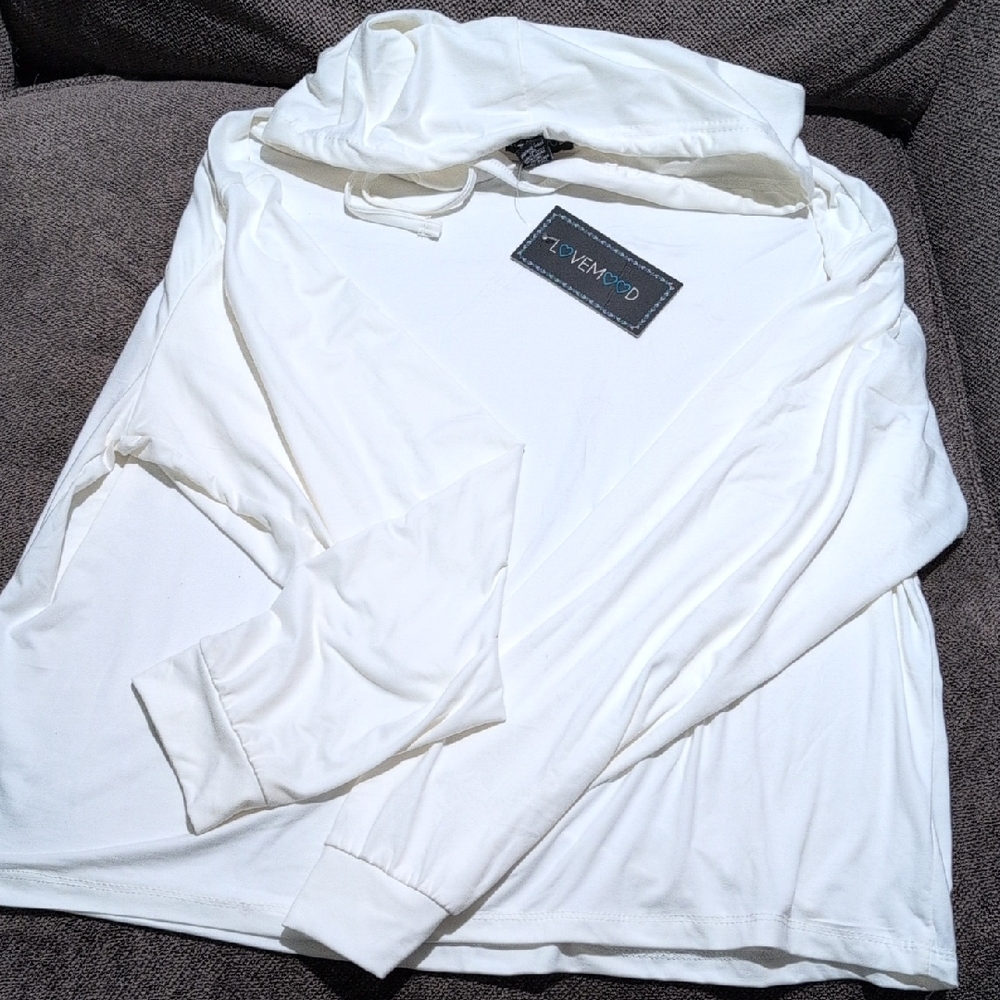 Chic White Hoodie